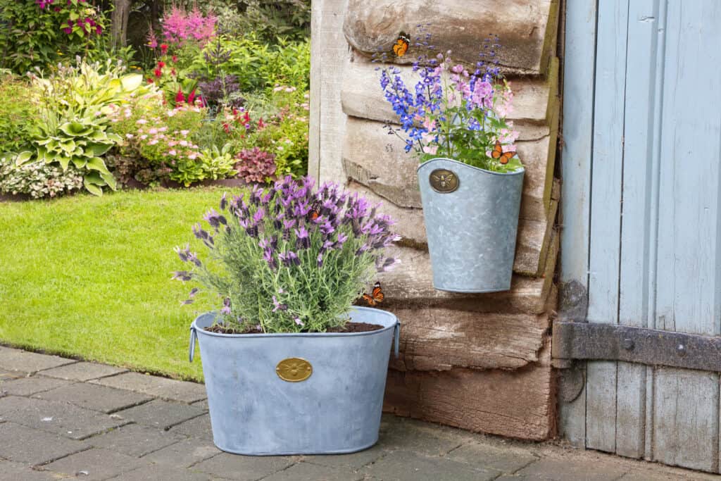Give your exterior a Spring update too